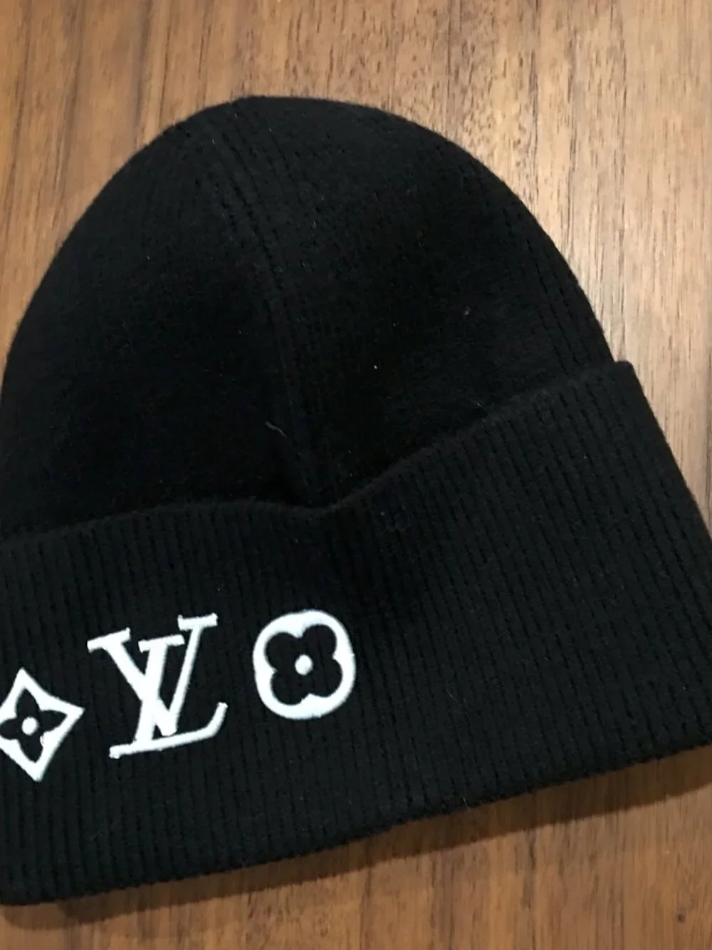 LV Headline Beanie Black